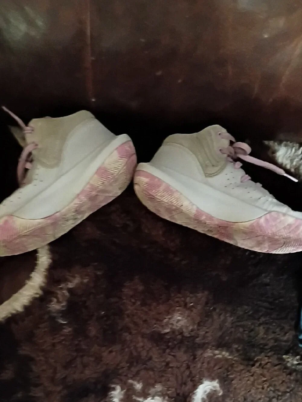 Under Armour Girls White and Pink Sneakers